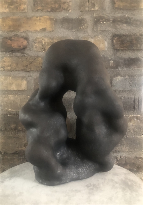 Keramik skulptur af Pernille Calundan - er p.t. udstillet hos Dansk Design Atelier 